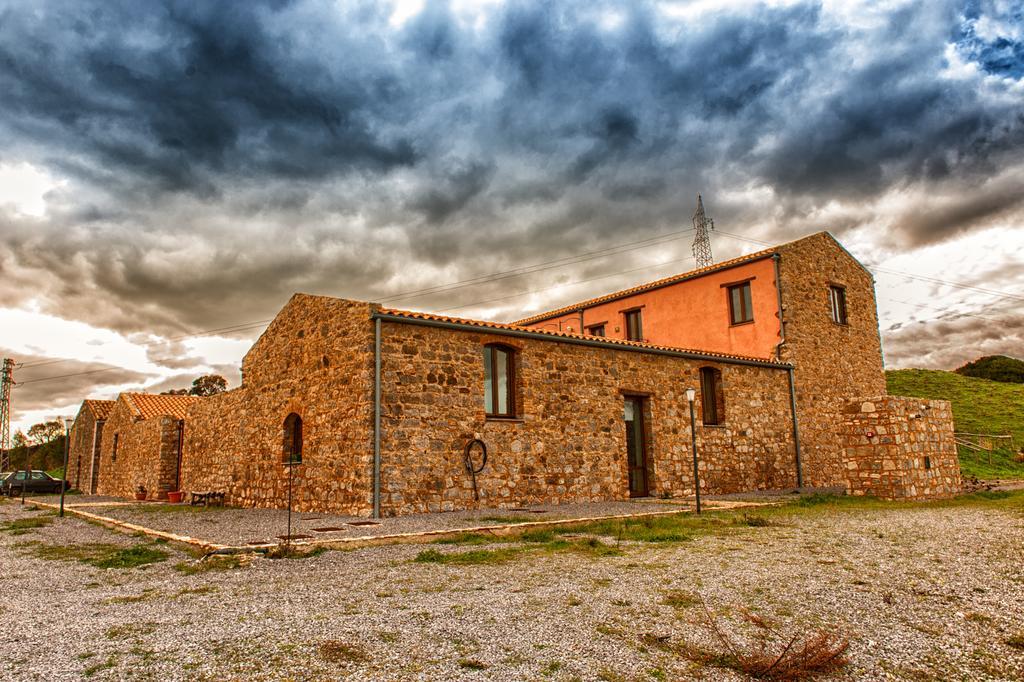 Agriturismo Case Tabarani Collesano المظهر الخارجي الصورة