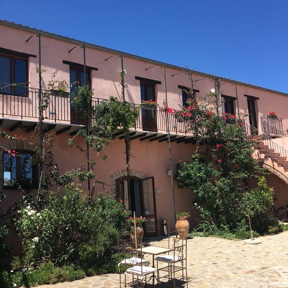 Agriturismo Case Tabarani Collesano المظهر الخارجي الصورة